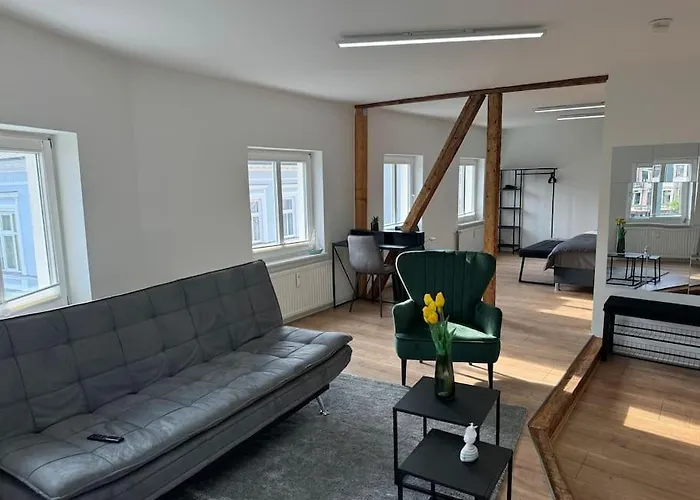 In Zentraler Lage No 2 Apartment